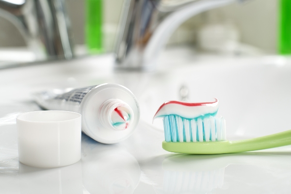 Oral Hygiene Tips From a General Dentist from Ascot Family Dental in Roseville, CA